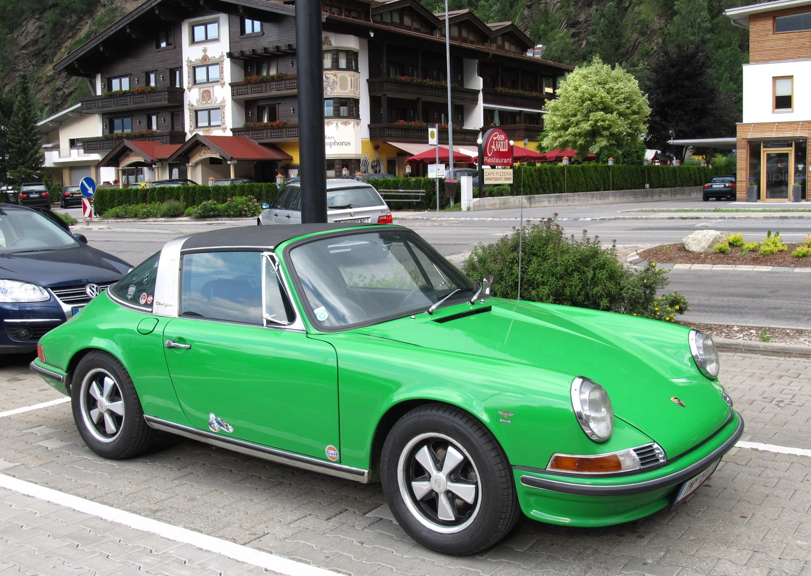 Porsche 911 Targa