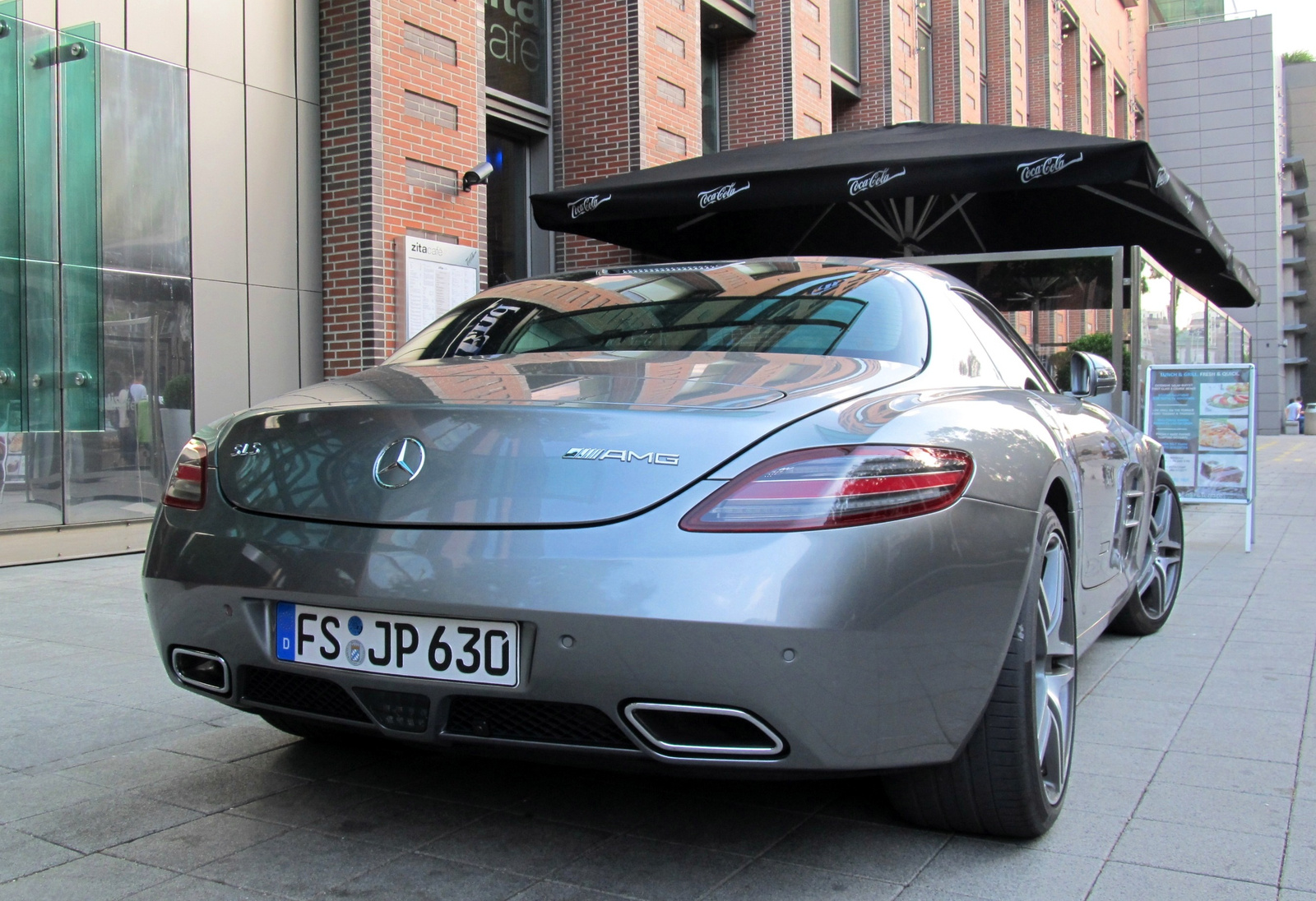 Mercedes-Benz SLS AMG