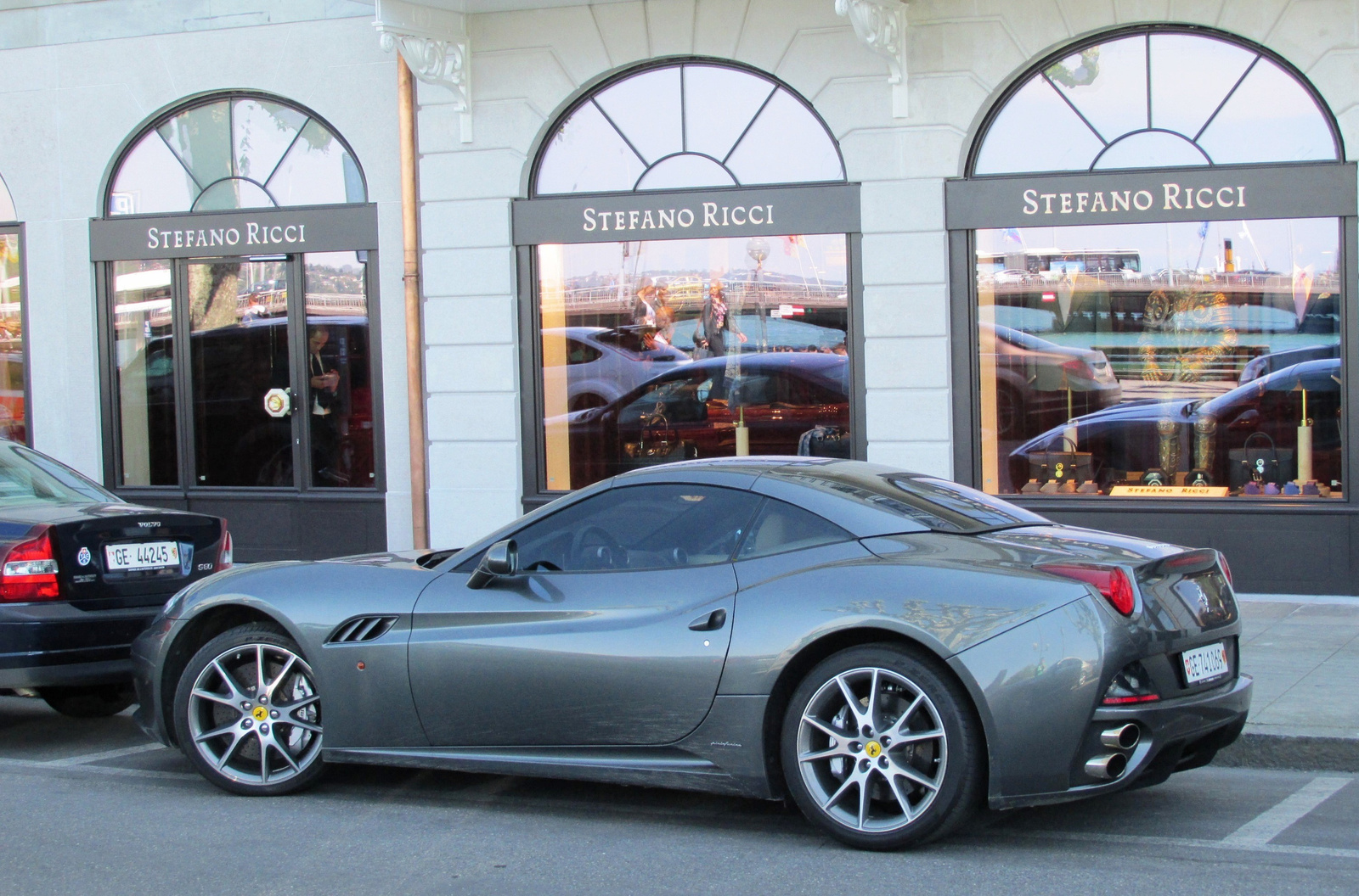 Ferrari California