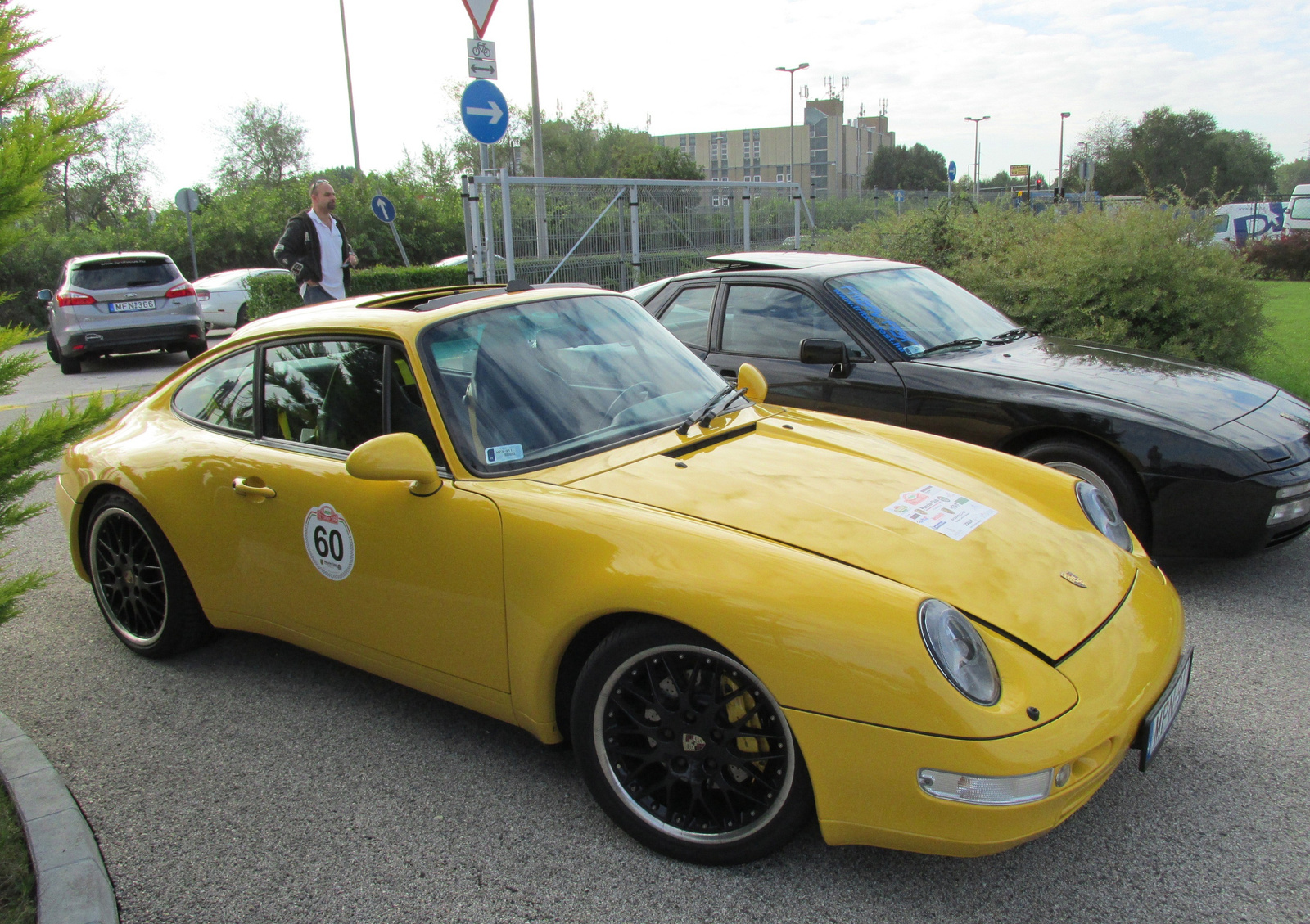 Porsche 911 Carrera