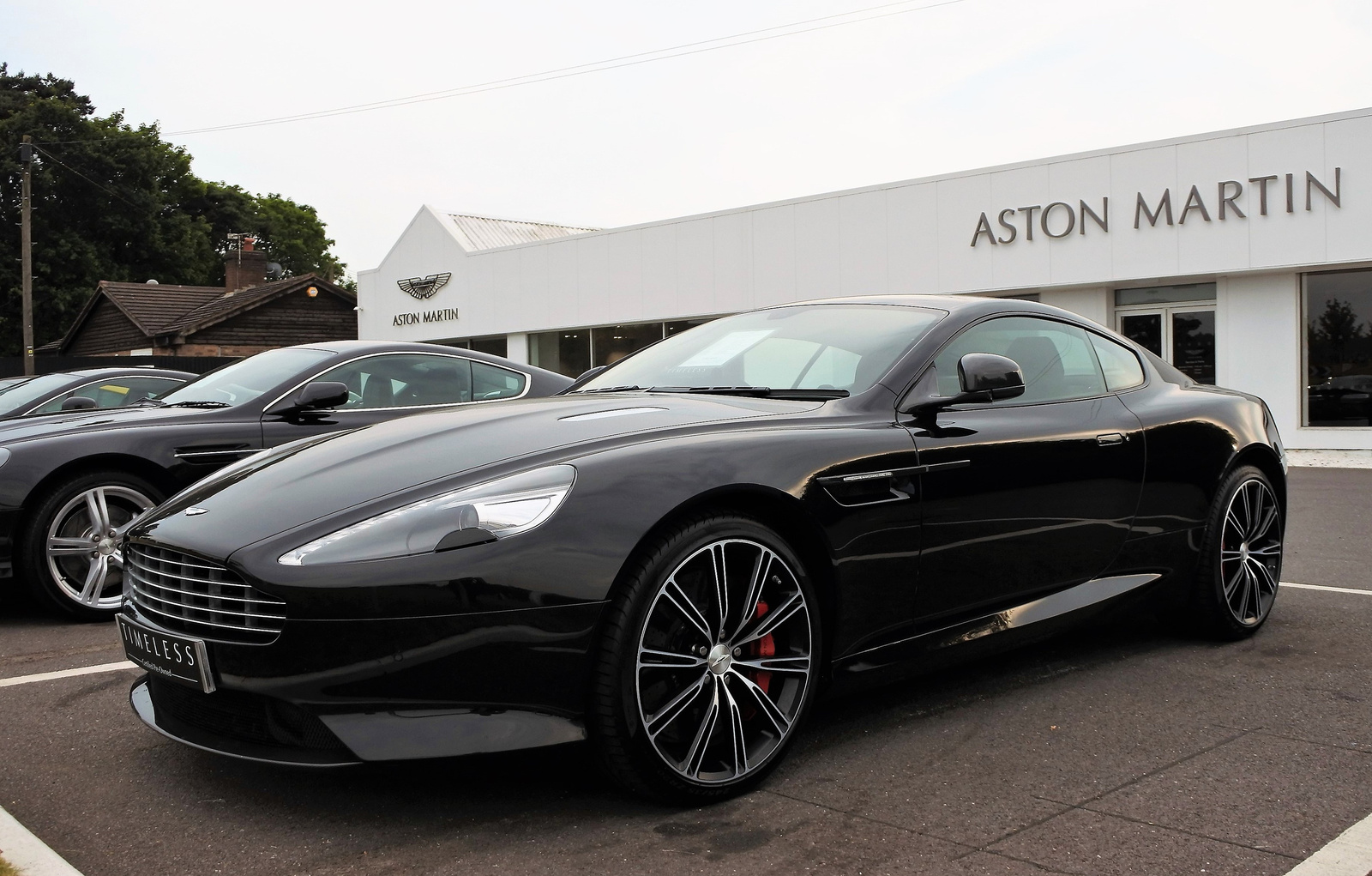 Aston Martin DB9