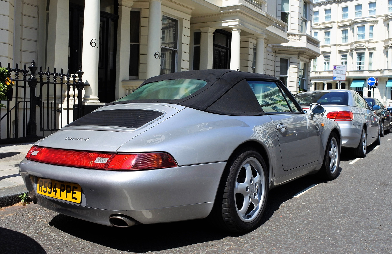 Porsche 911 Carrera 4 Cabriolet