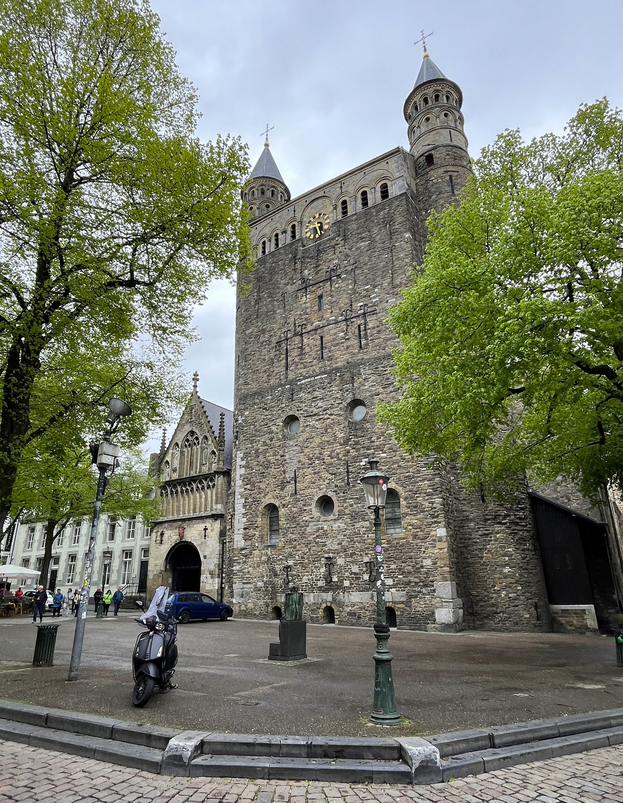 Basiliek van Onze Lieve Vrouwe