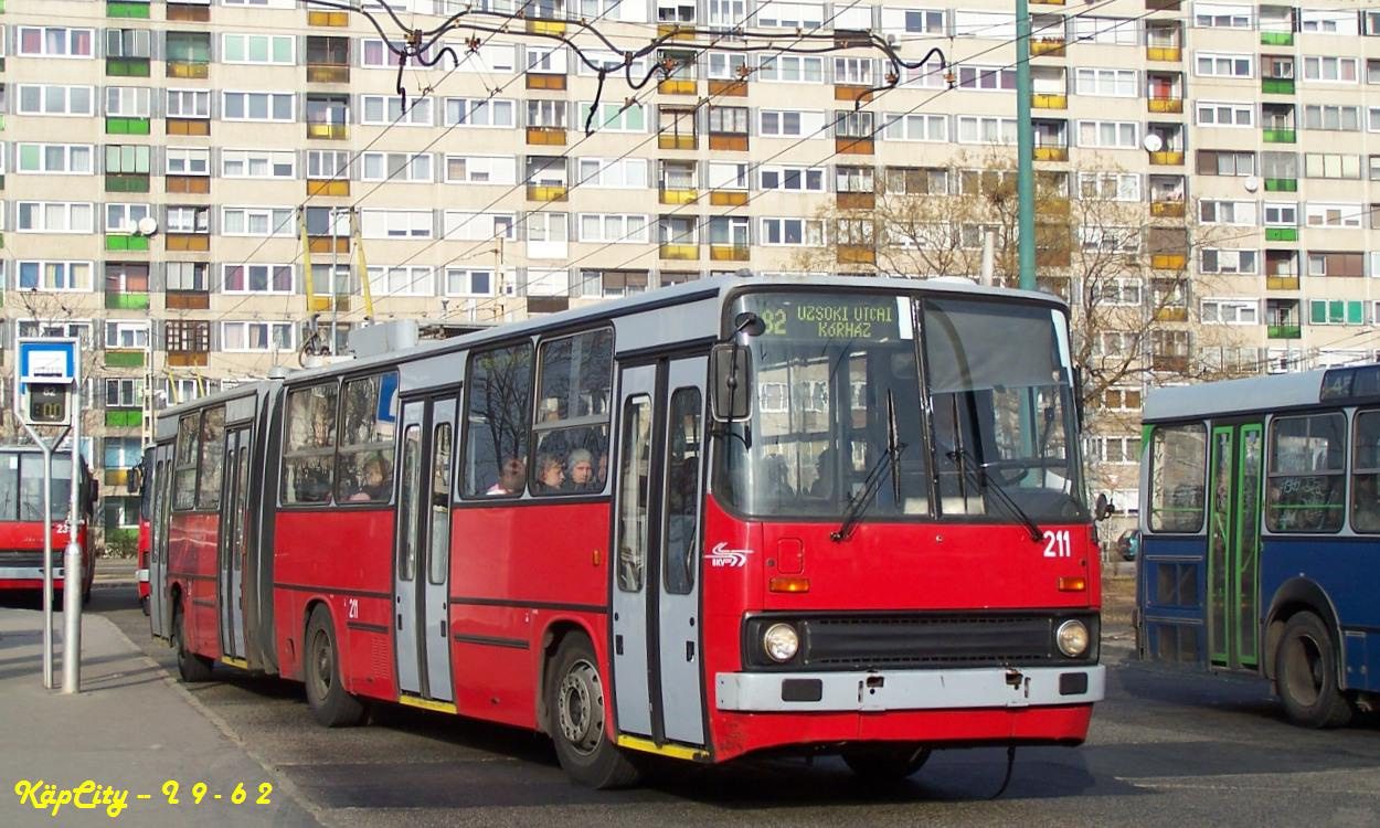 211 - 82 (Örs Vezér tere)