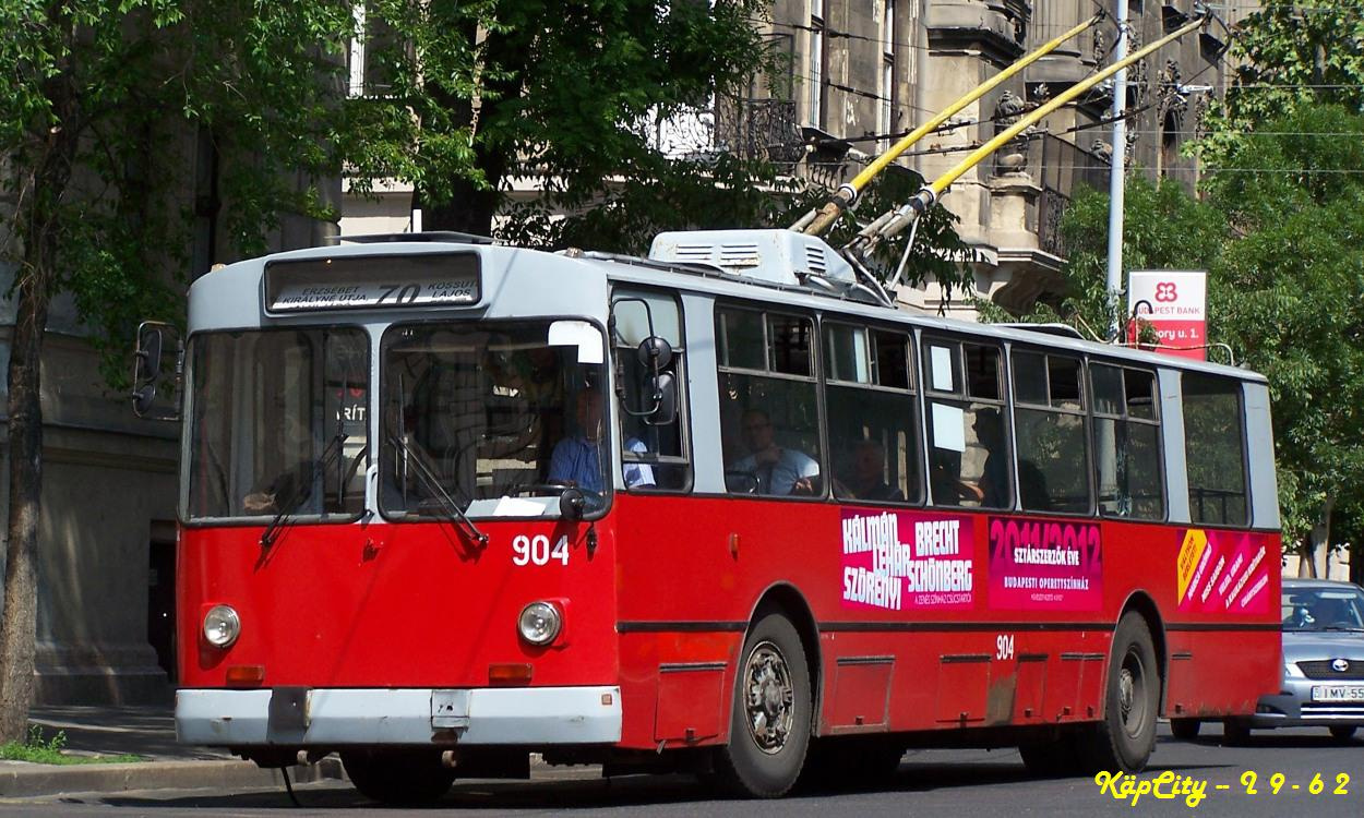 904 (S) - 70 (Kossuth Lajos tér)