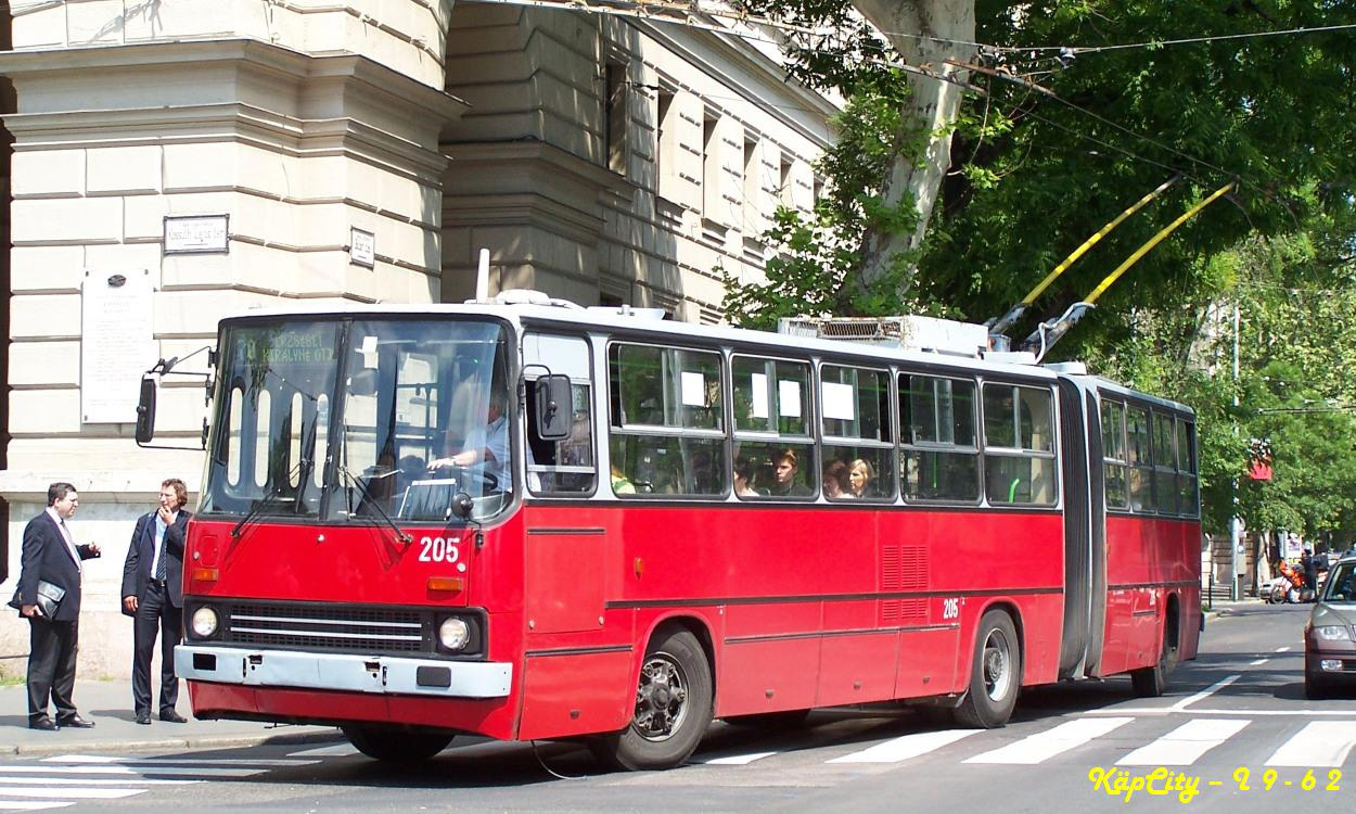 205 - 70 (Kossuth Lajos tér)