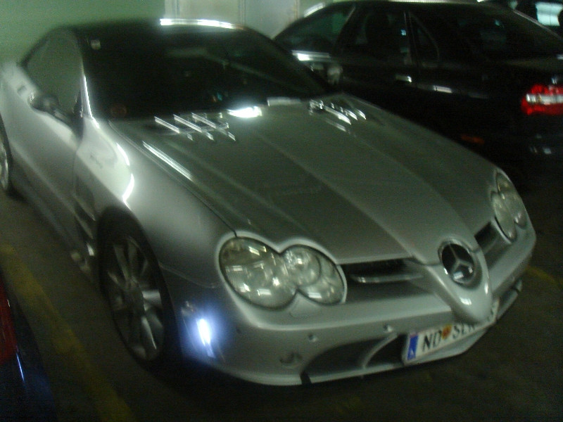 Mercedes SLR McLaren 65 AMG V8 Kompressor 612 PS