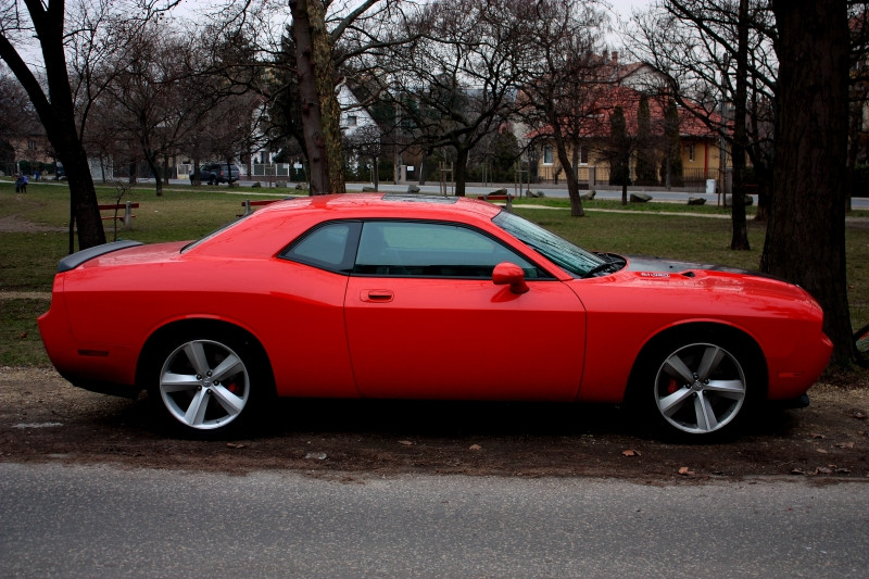 Dodge Challenger