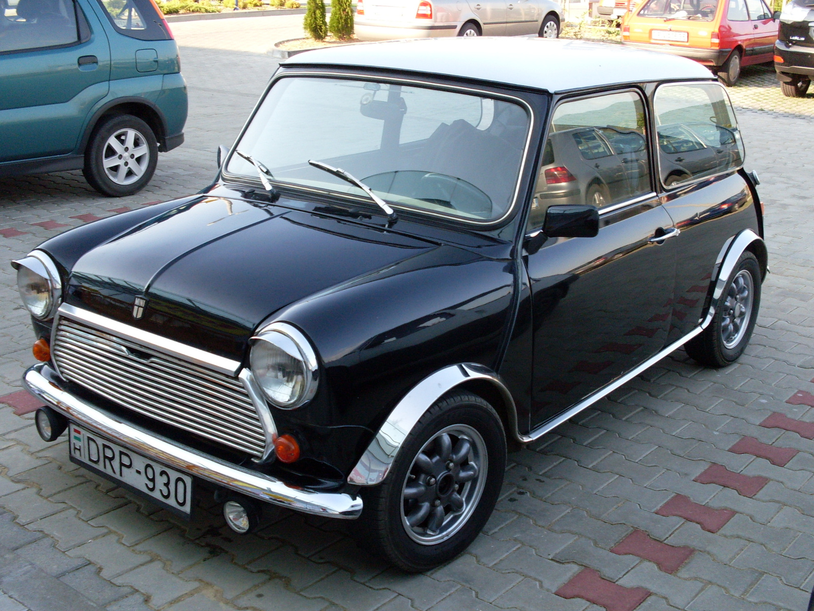 MINI