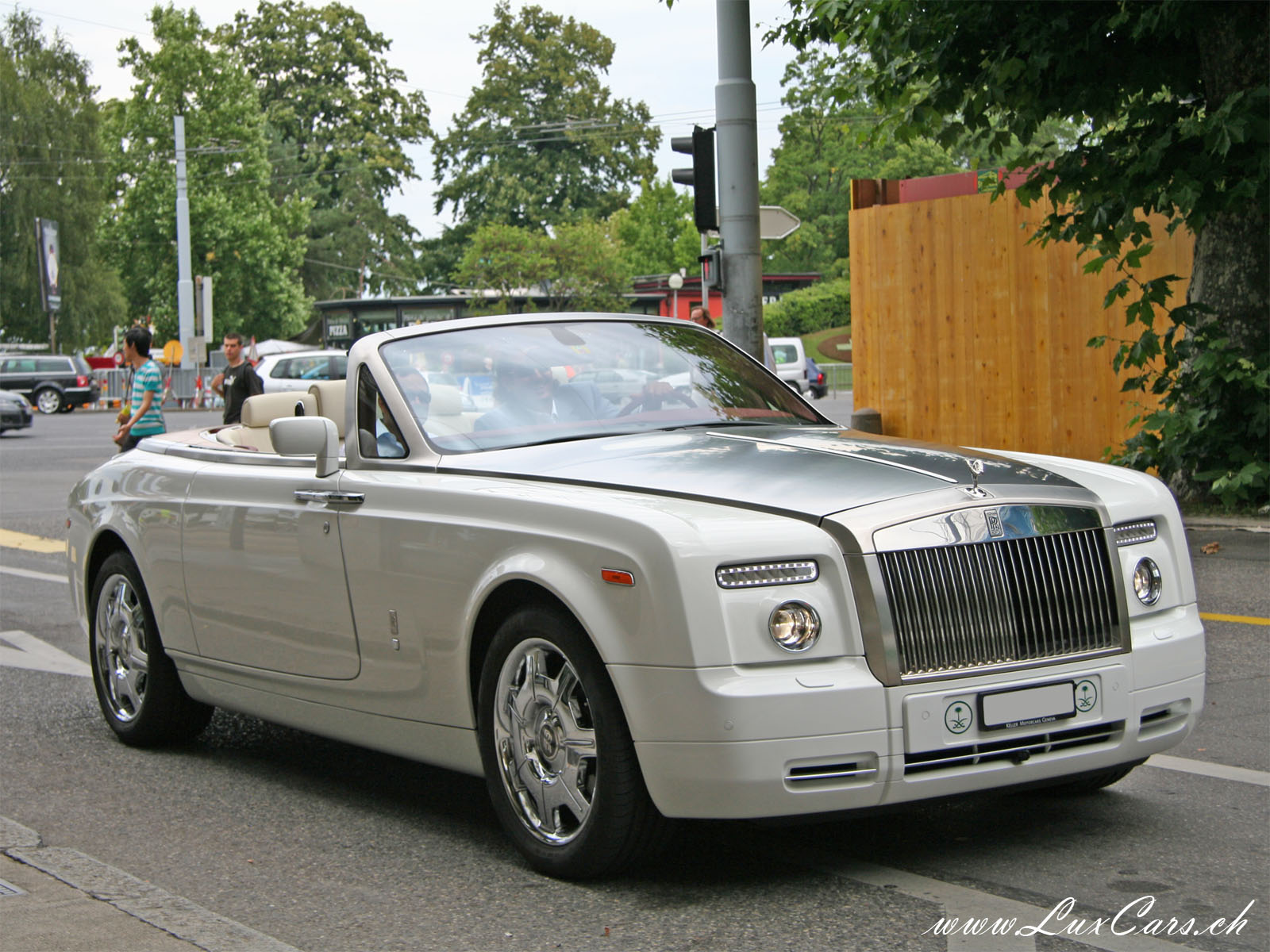 ROLLS ROYCE DROPHEAD CABRIO