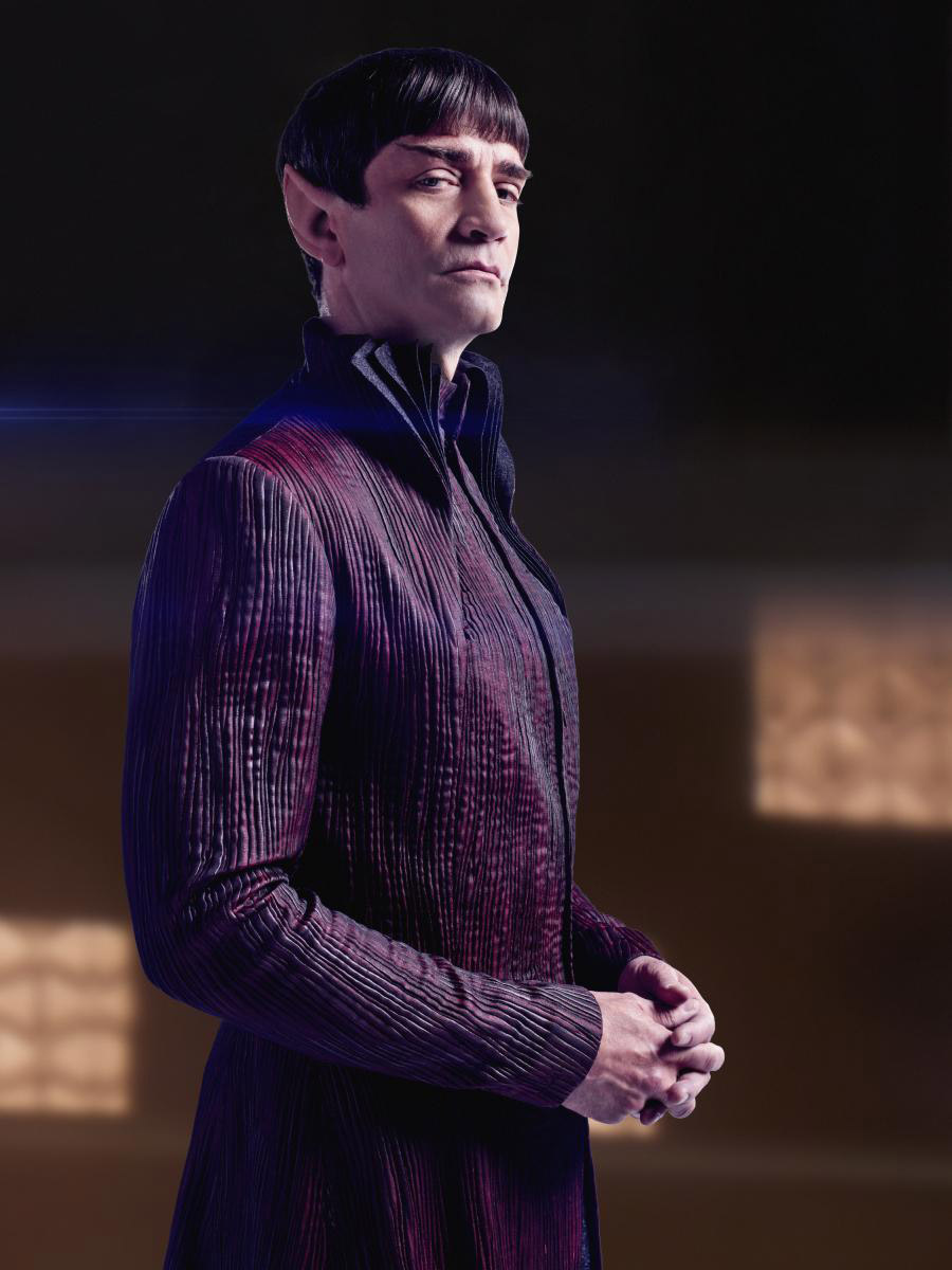 James Frain (Sarek)