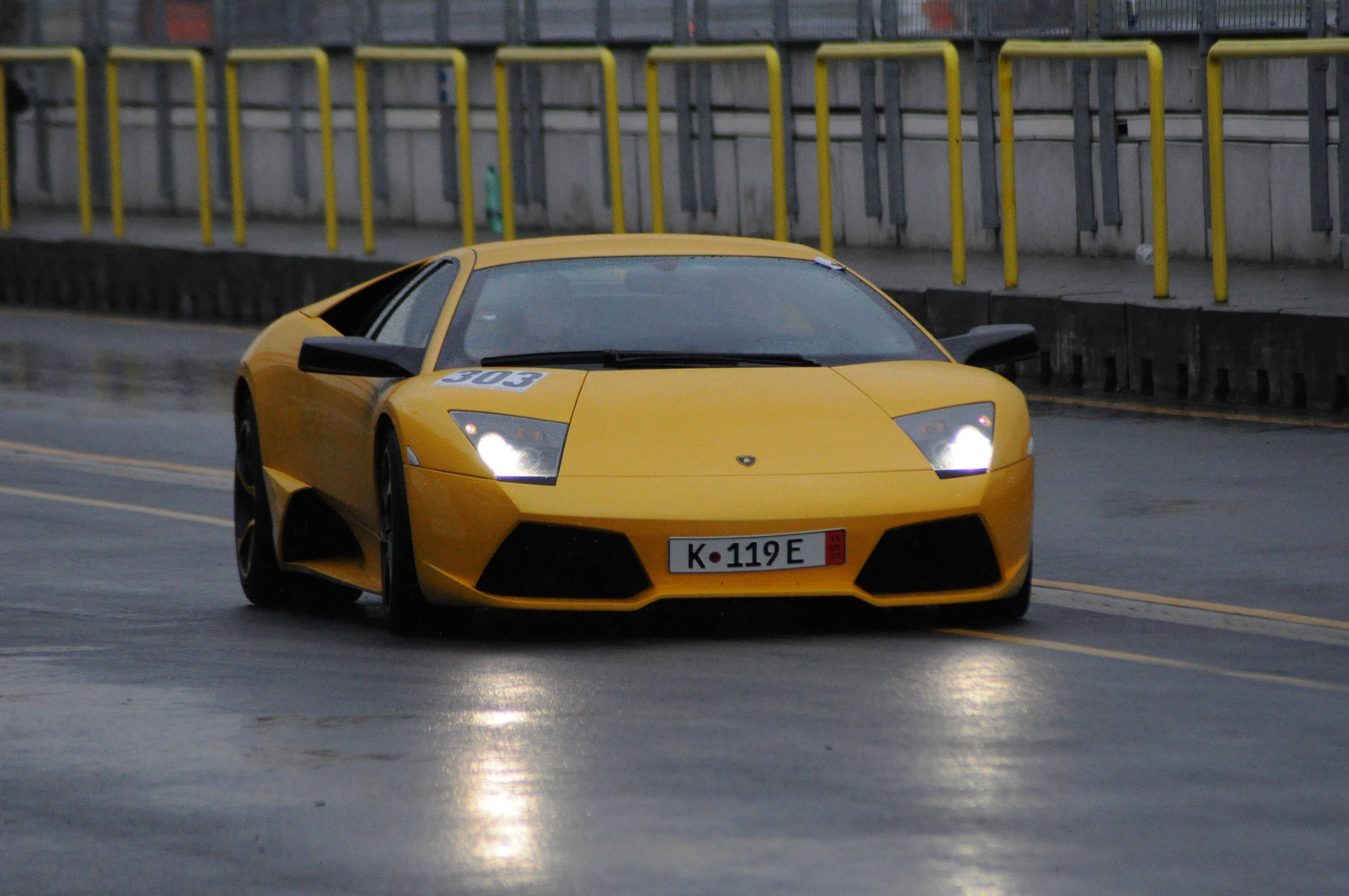 Lamborghini Murciélago LP640