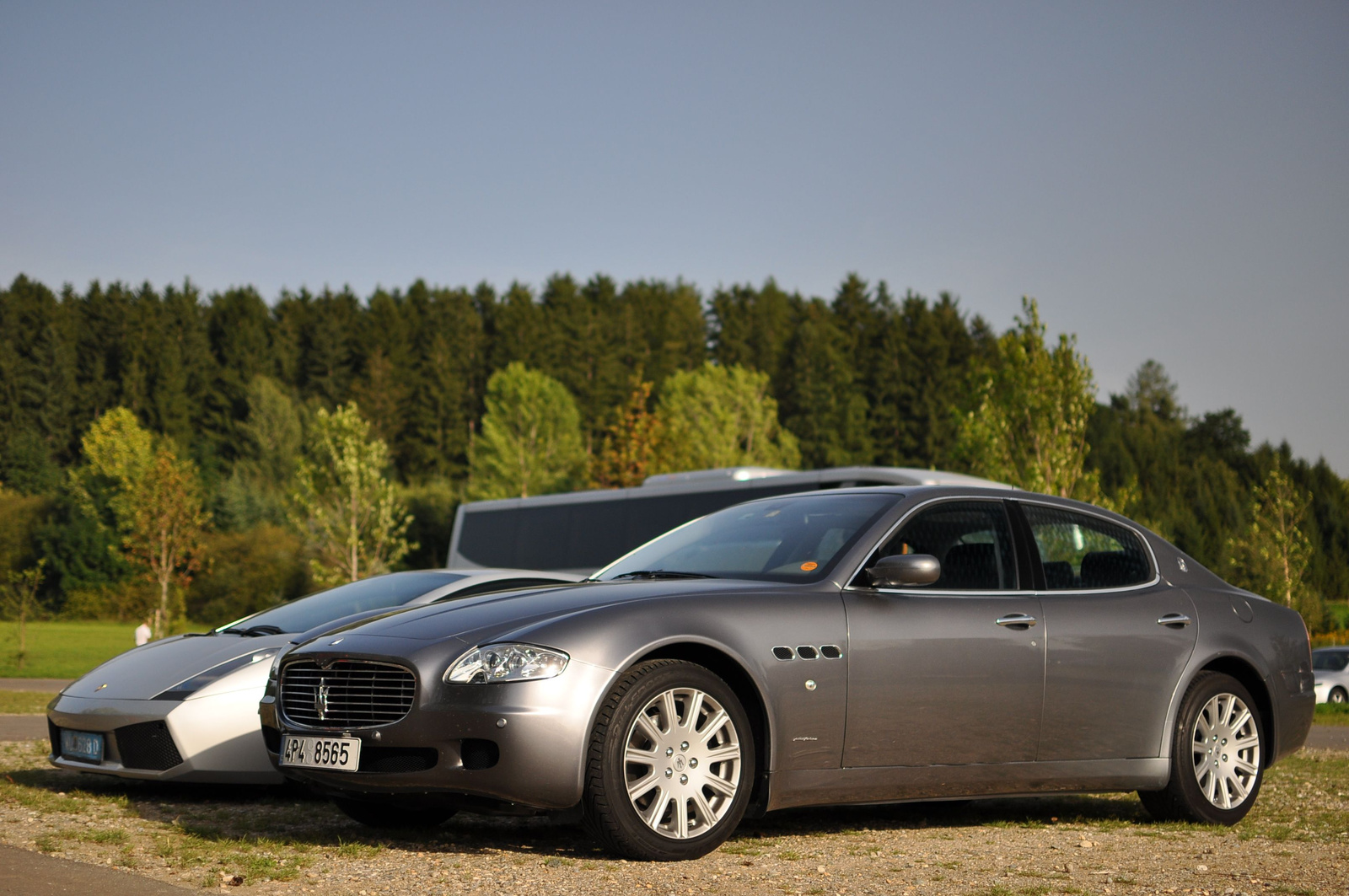 Maserati Quattroporte - Lamborghini Gallardo