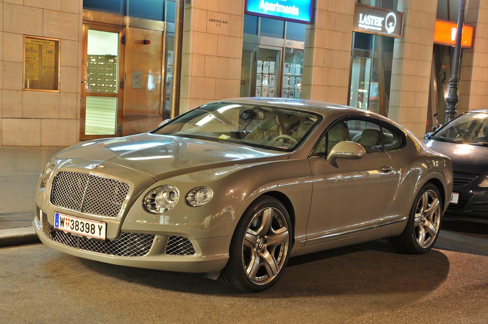 Bentley Continental GT 2012