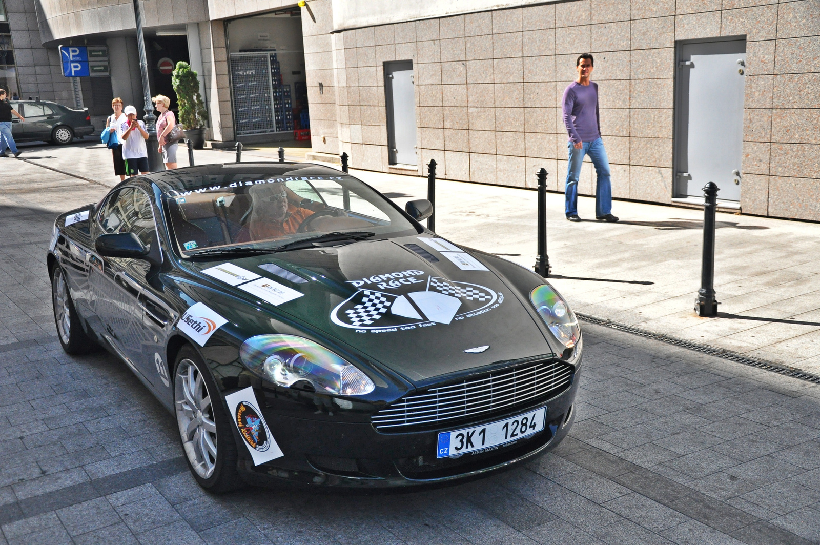 Aston Martin DB9 116