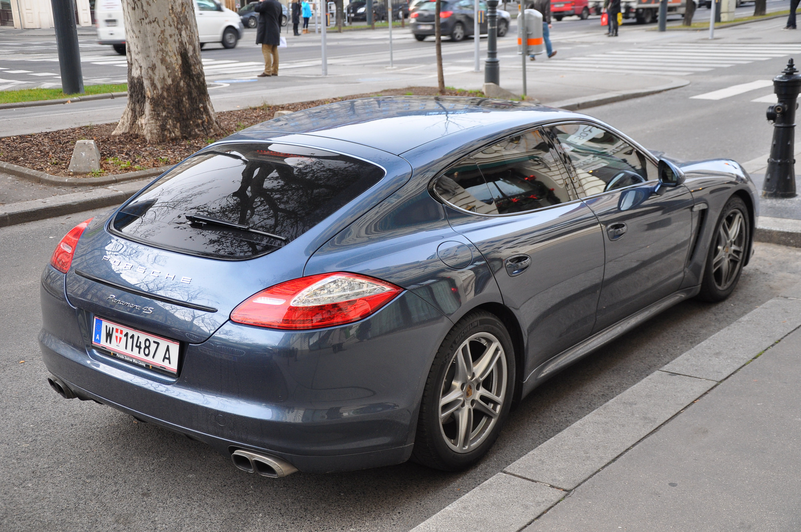 Porsche Panamera