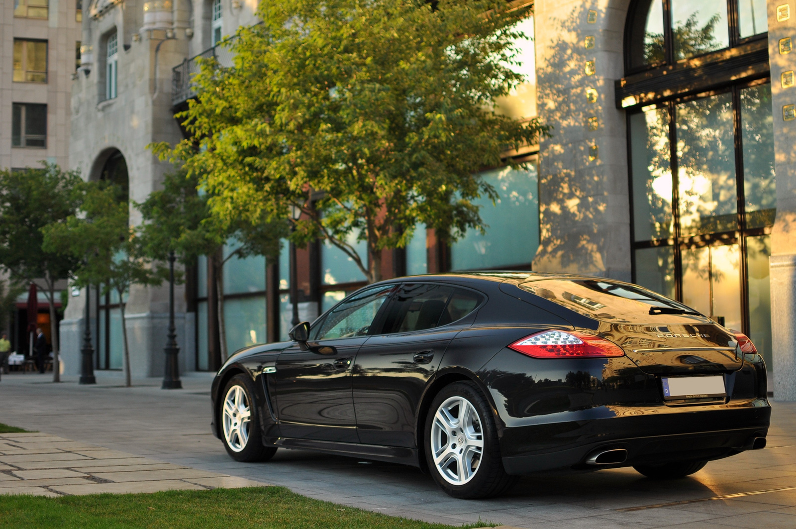 Porsche Panamera 106