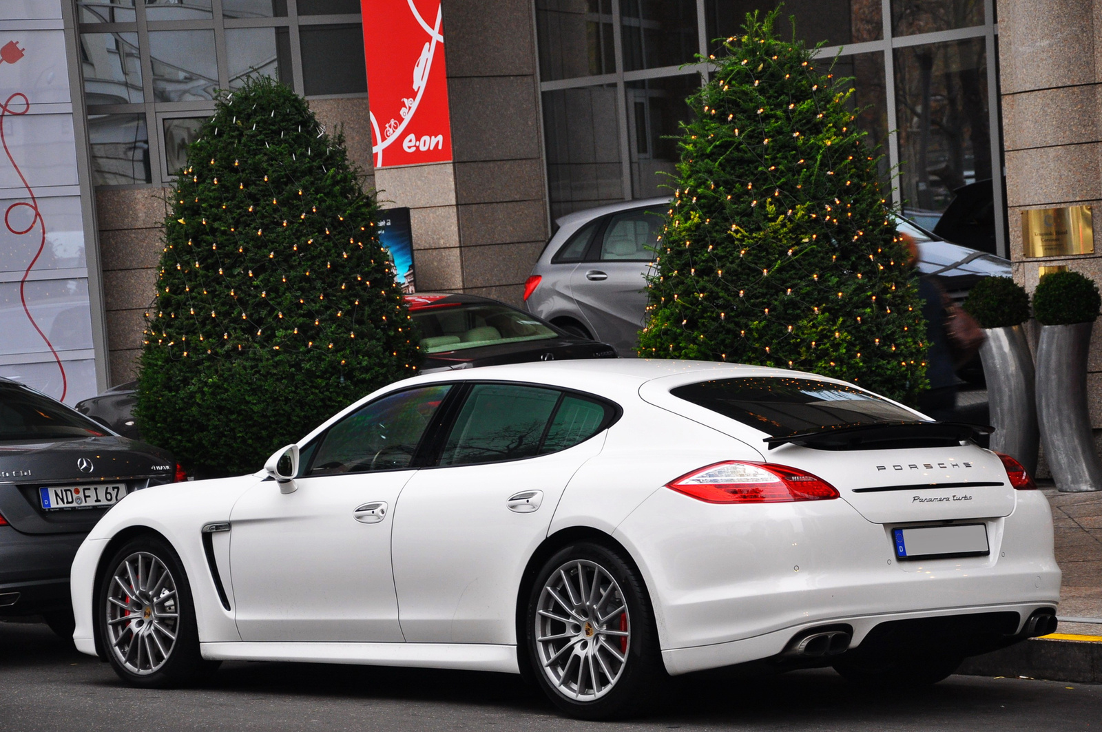 Porsche Panamera 146