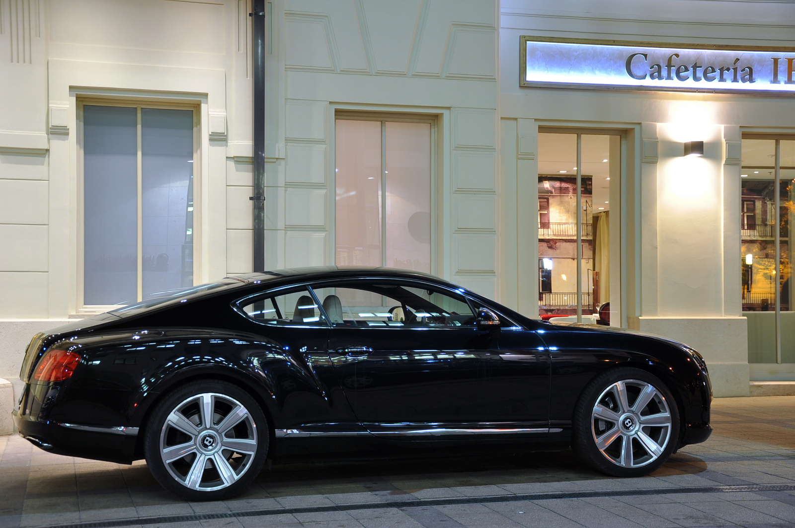 Bentley Continental GT 2012 009