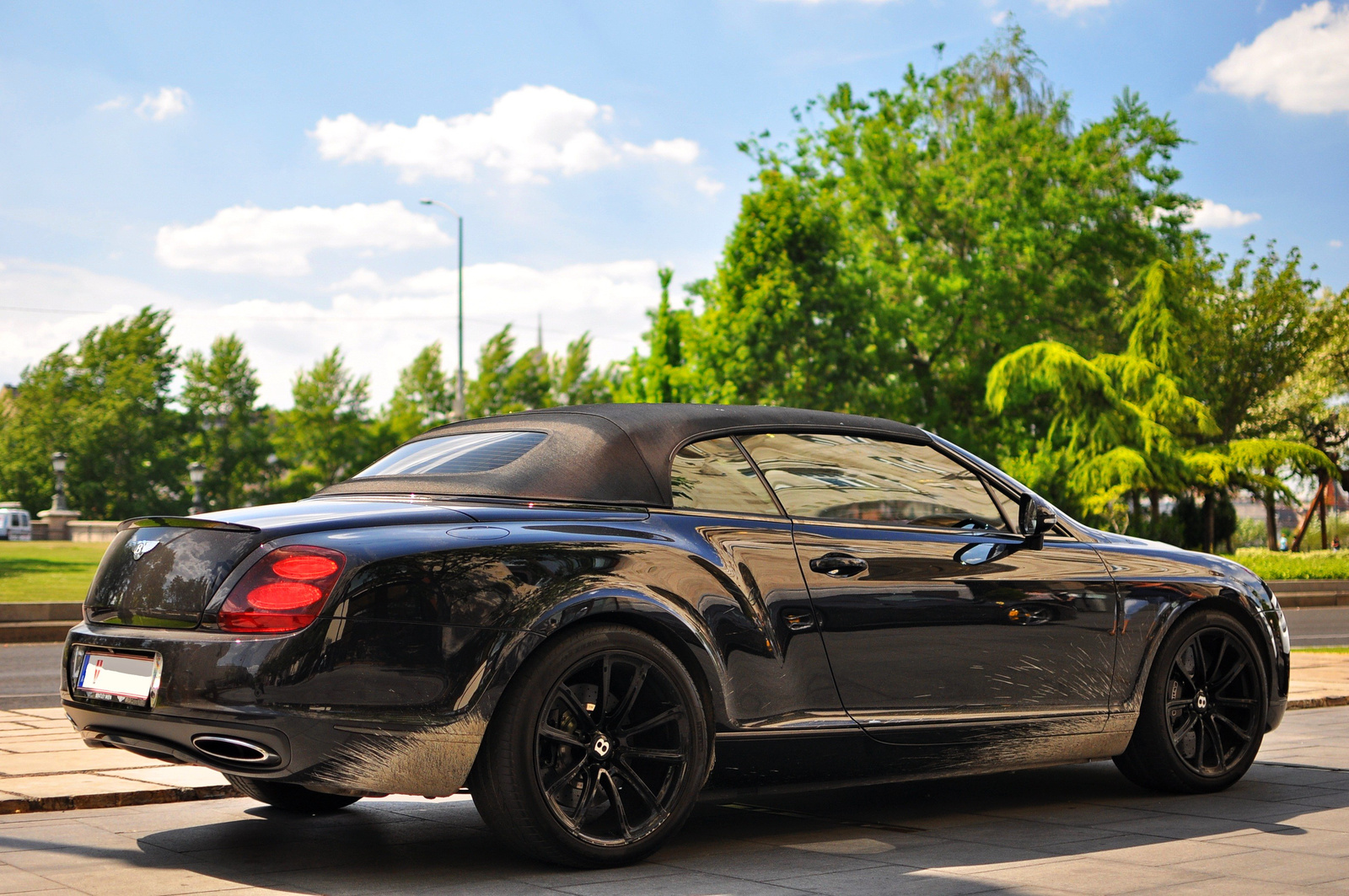 Bentley Continental Supersports Convertible 003