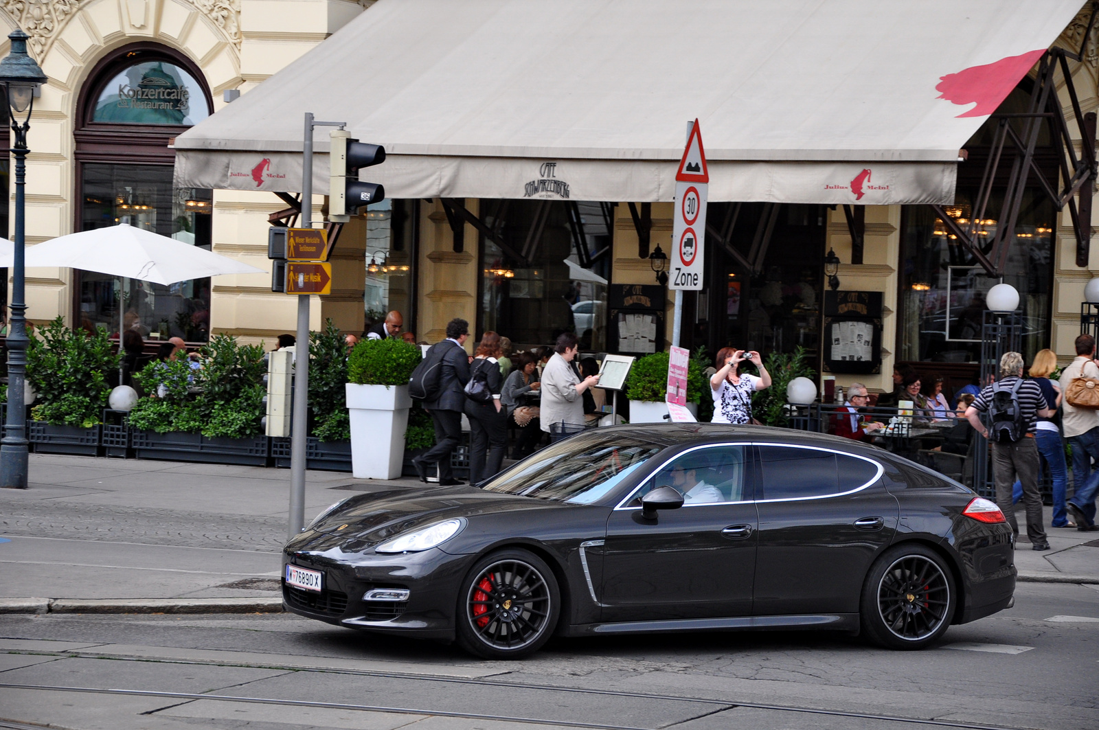 Porsche Panamera