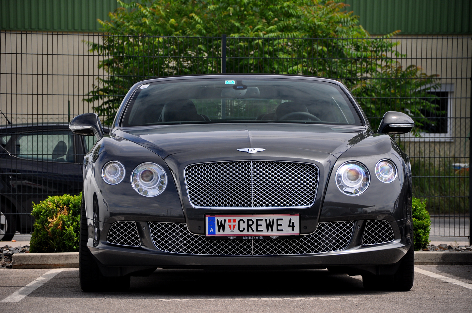 Bentley Continental GTC 2012