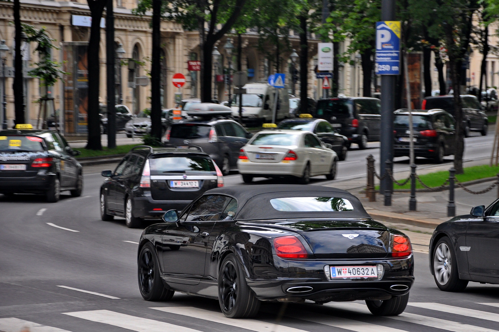 Bentley Continental Supersports Convertible