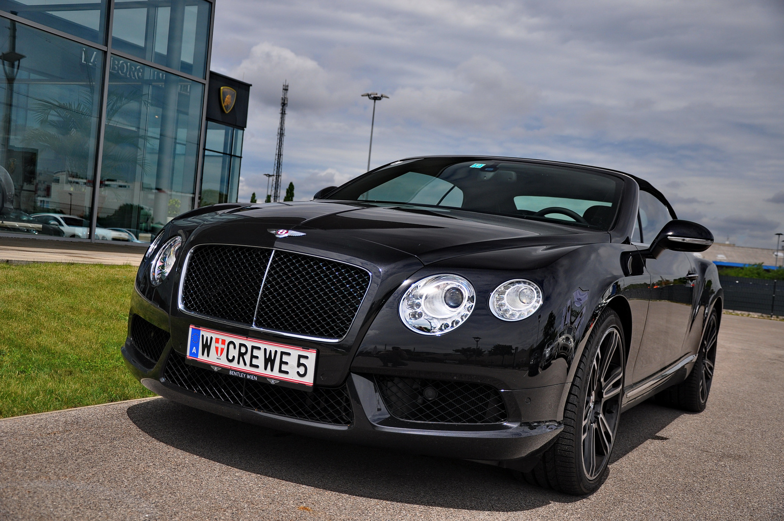 Bentley Continental GTC V8