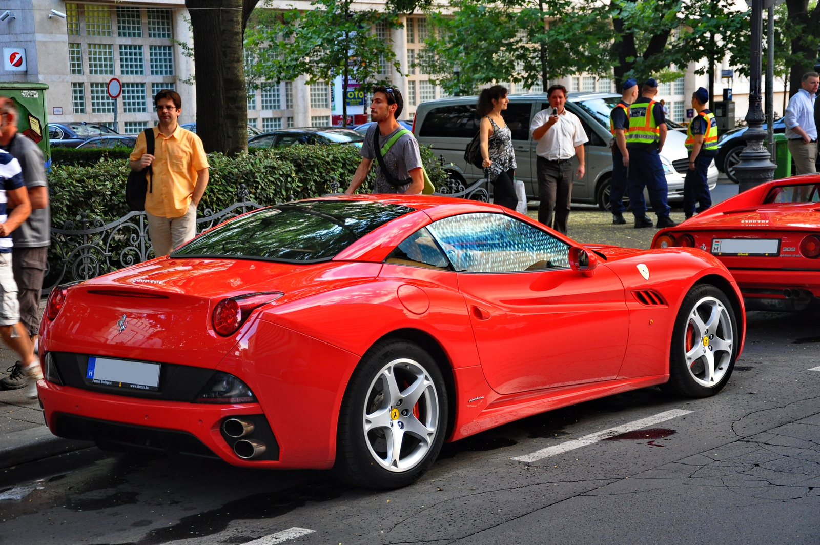 Ferrari California 125