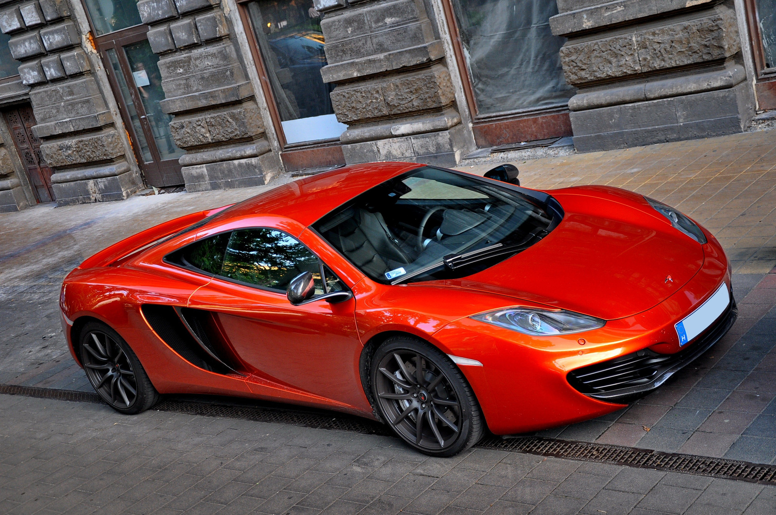 McLaren MP4-12C 017