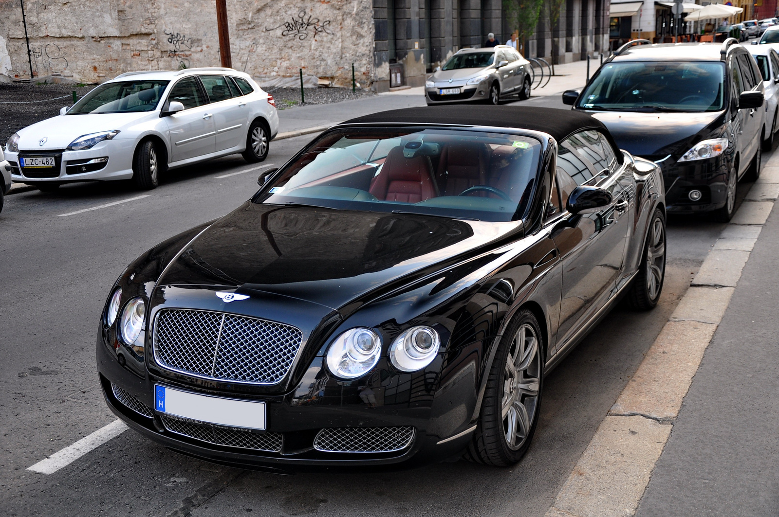 Bentley Continental GTC 075