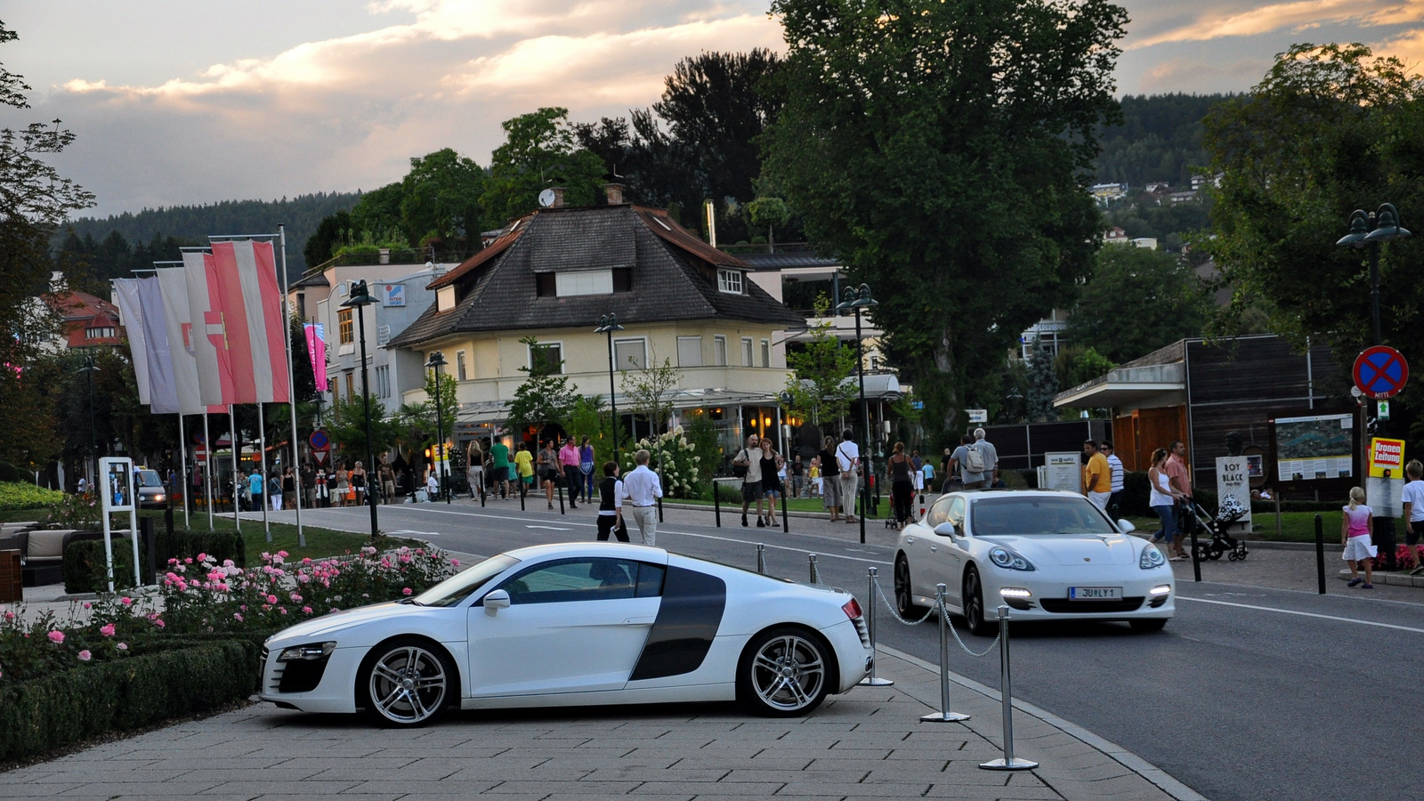 Audi R8 - Porsche Panamera (diesel)