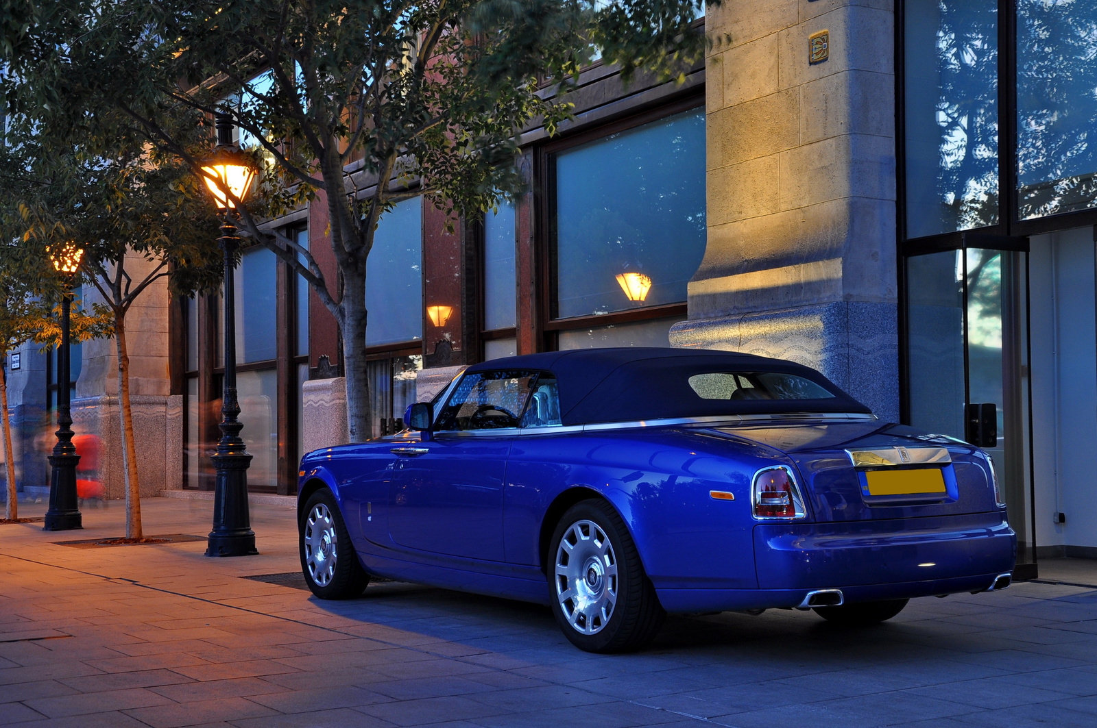 Rolls-Royce Drophead Coupe 030