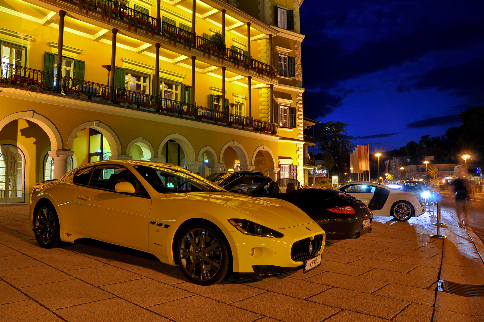 Maserati GranTurismo S MC Sportline - Audi R8