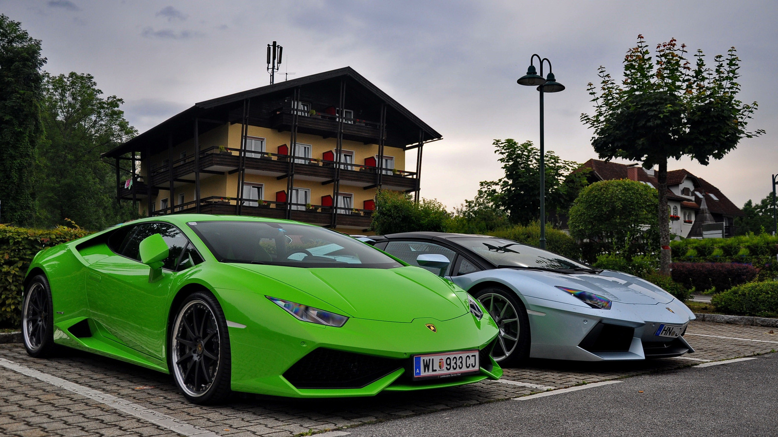 Lamborghini Huracan - Aventador Roadster