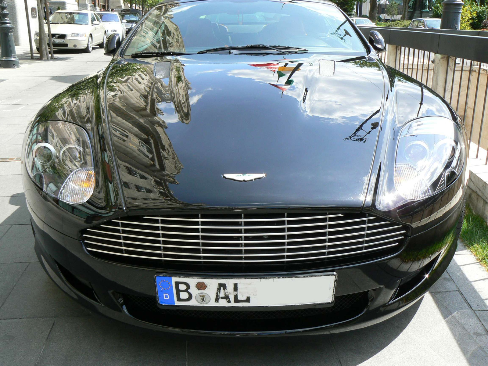 Aston Martin DB9 Volante 080