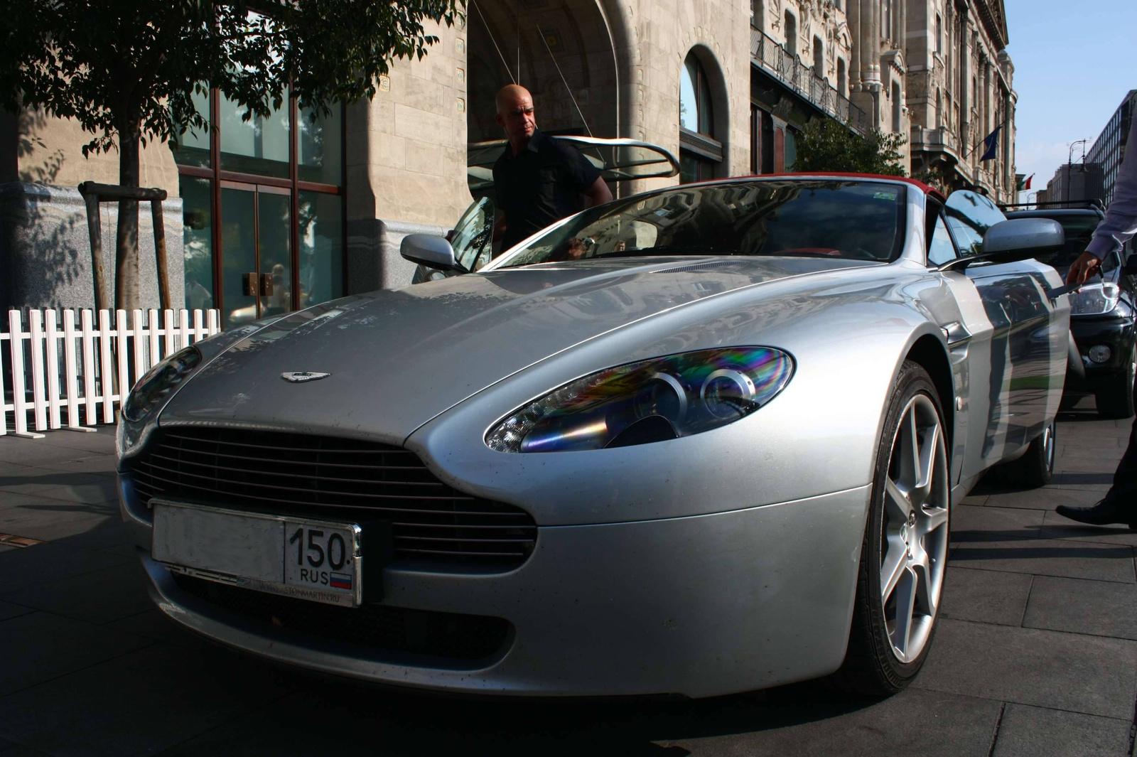 Aston Martin Vantage Roadster 019