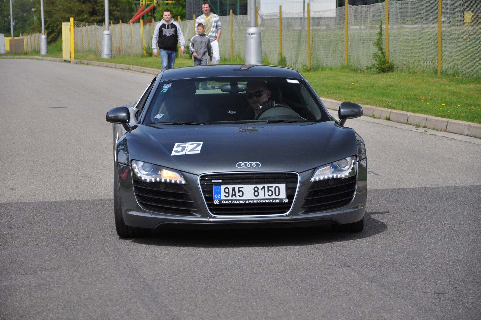 Audi R8