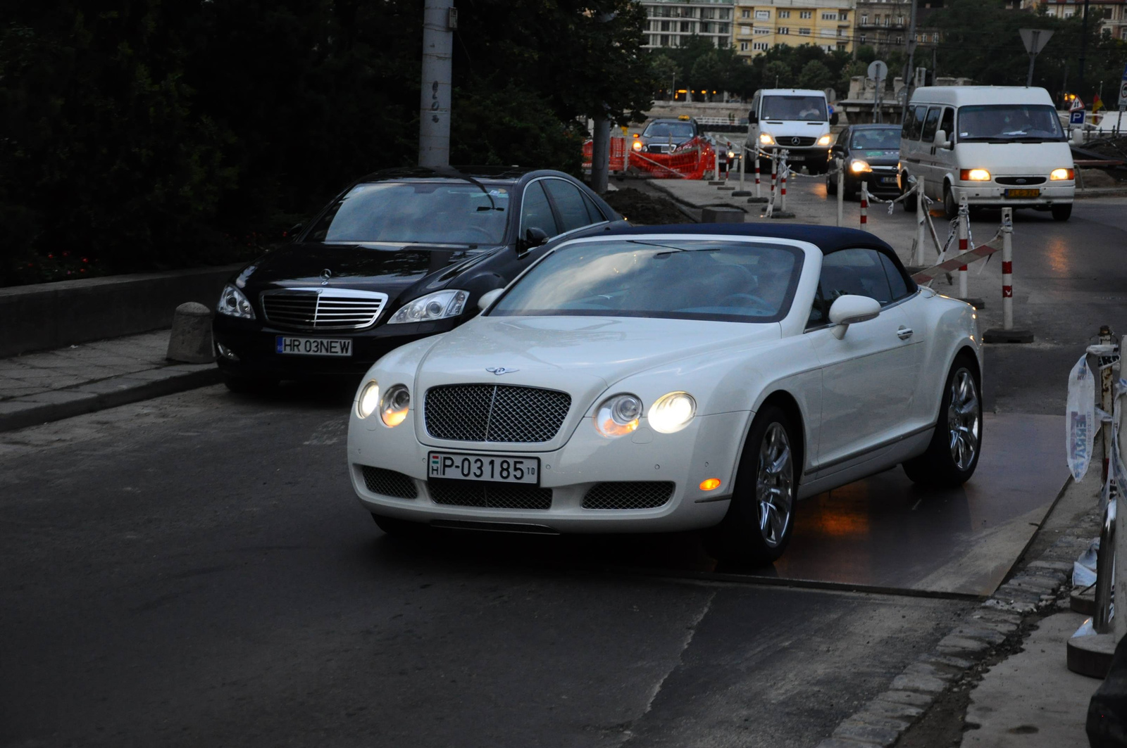 Bentley Continental GTC 056