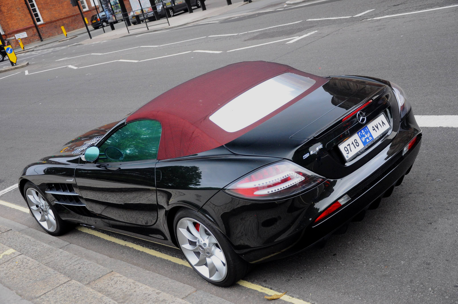 McLaren Mercedes SLR Roadster