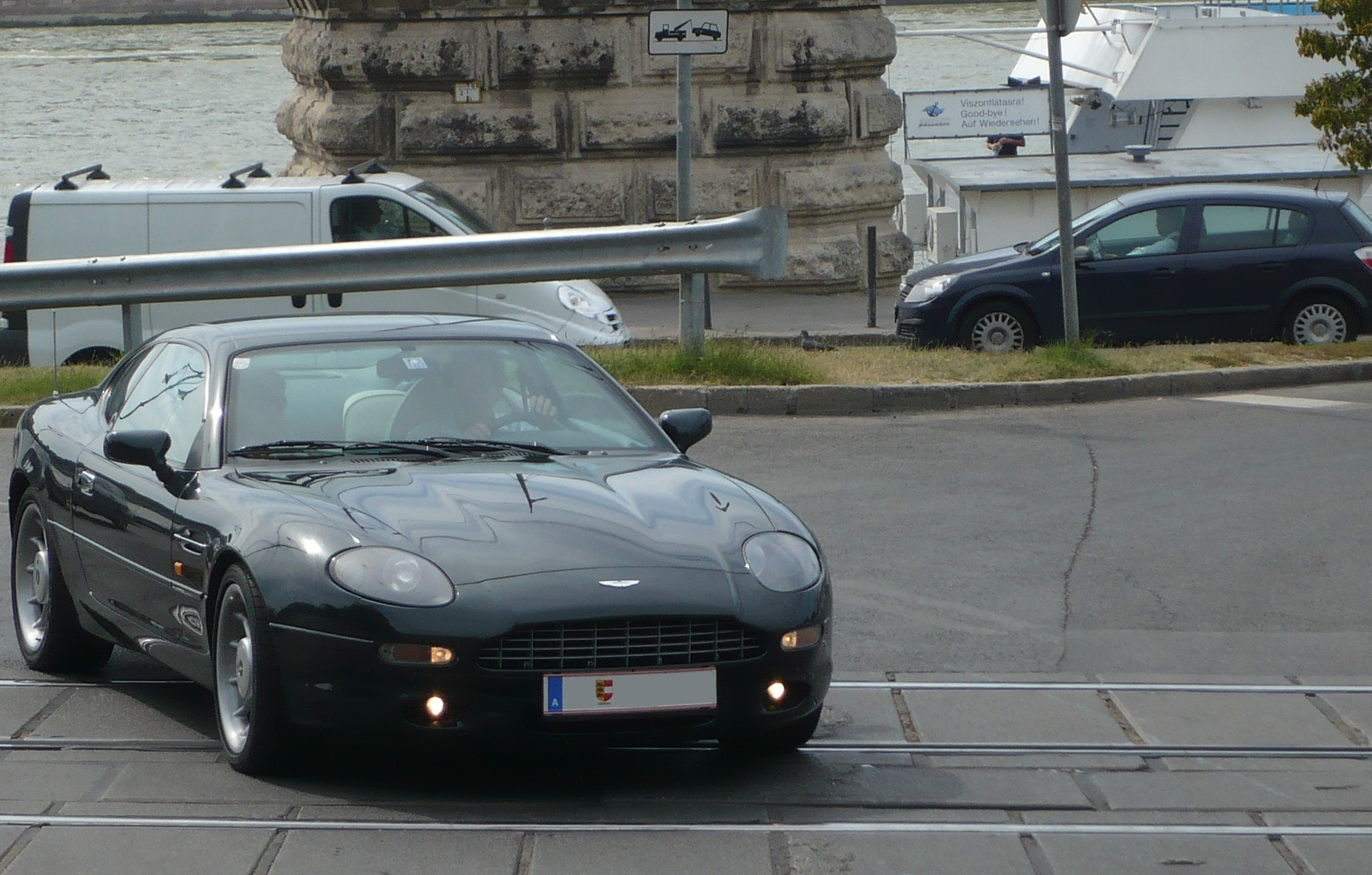 Aston Martin DB7 004