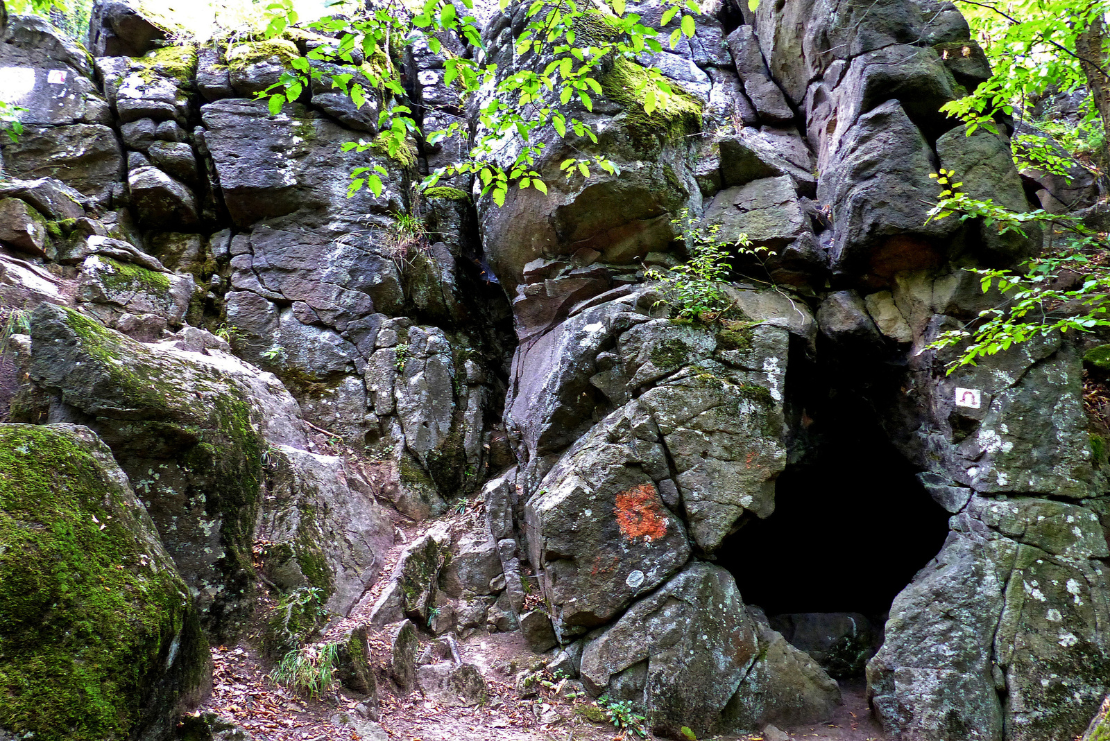 24 A Zsivány-barlang