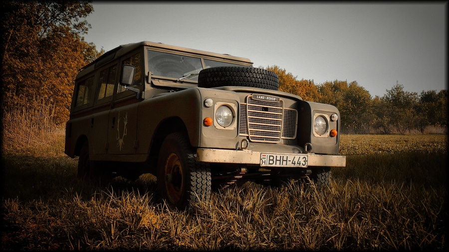 Land Rover 2