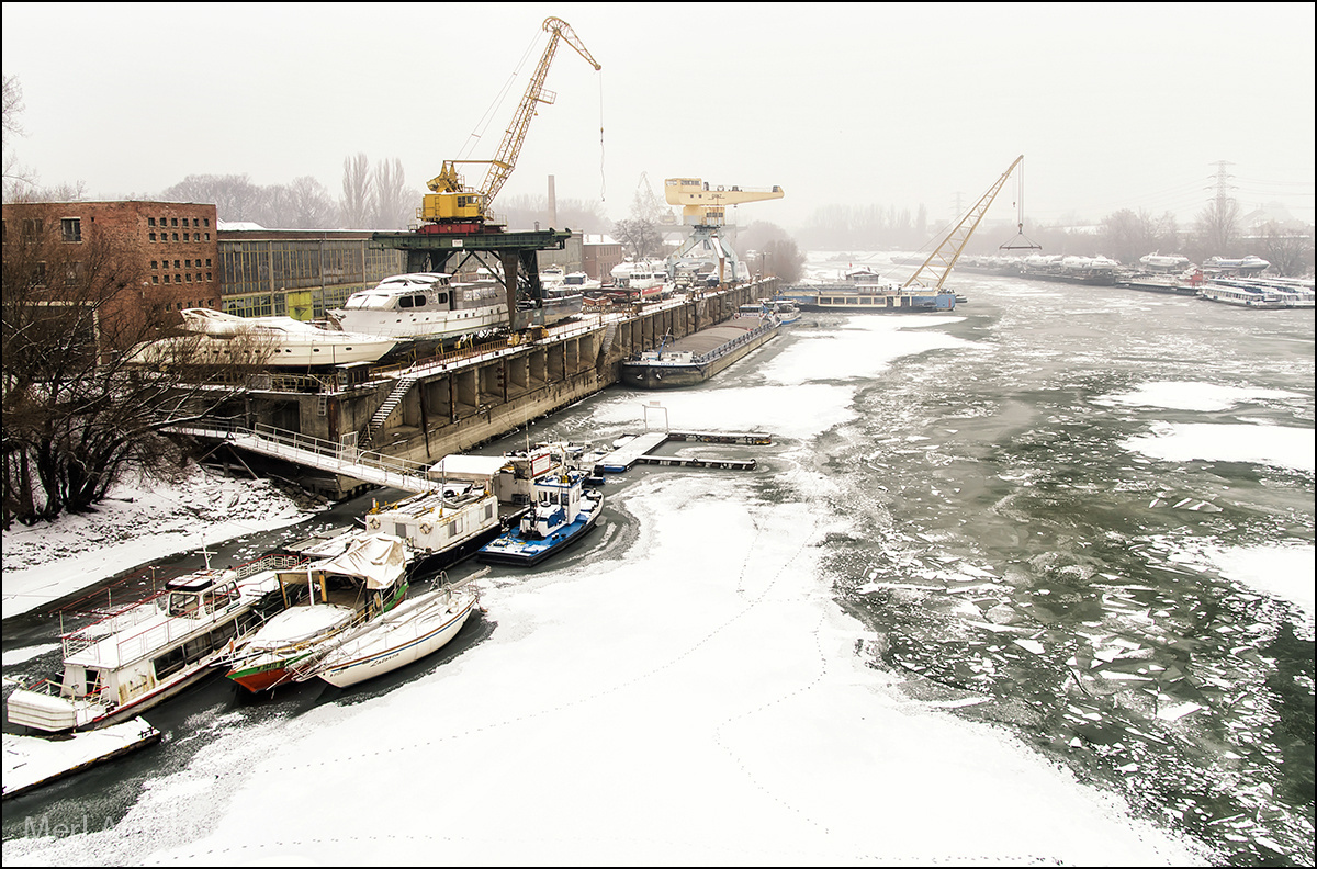 téli Duna a hídról