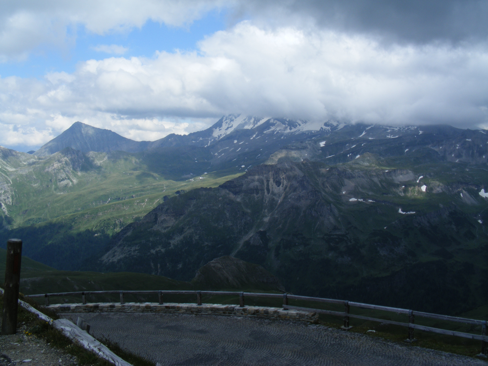 Edelweißspitze, kilátás