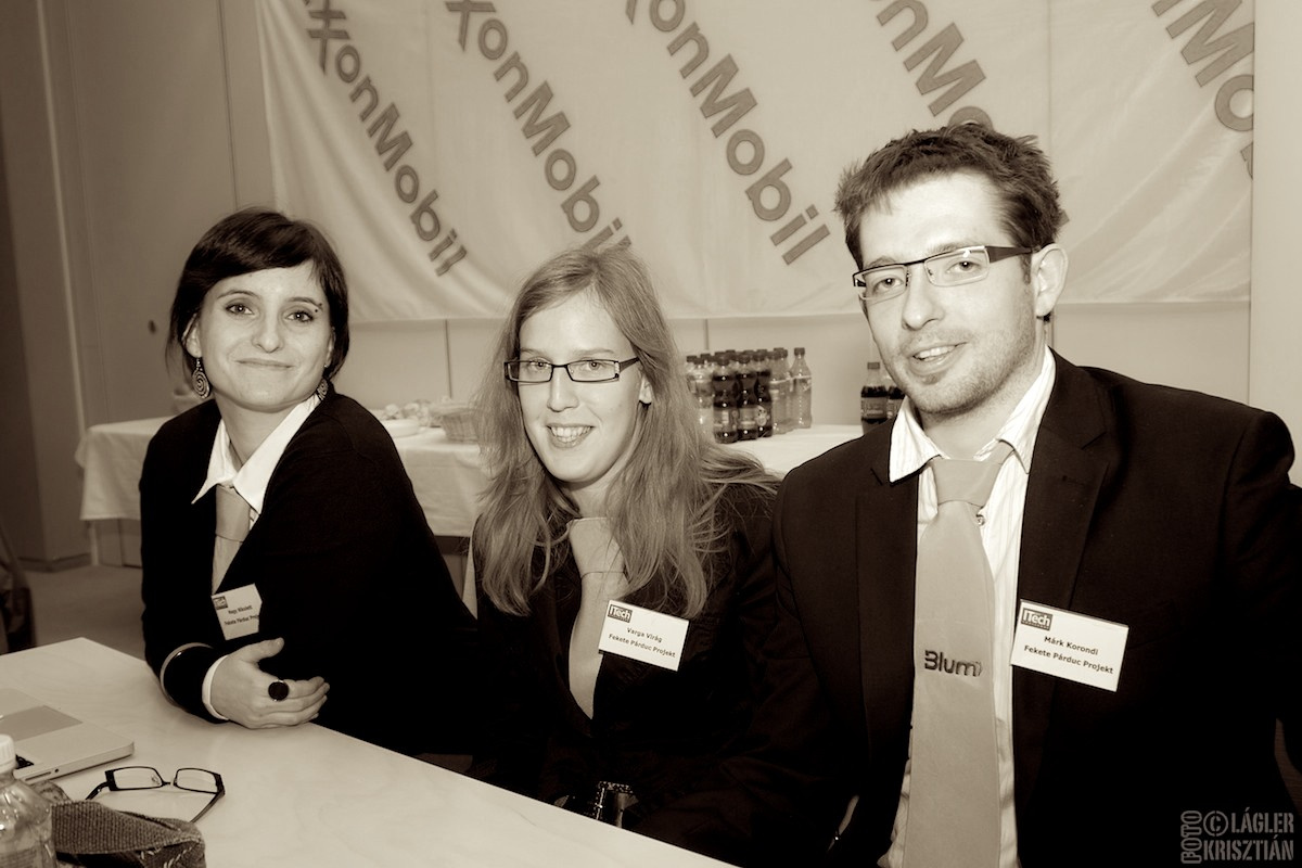 025 ITECH2011-exxon 20111130 sepia LaglerFoto