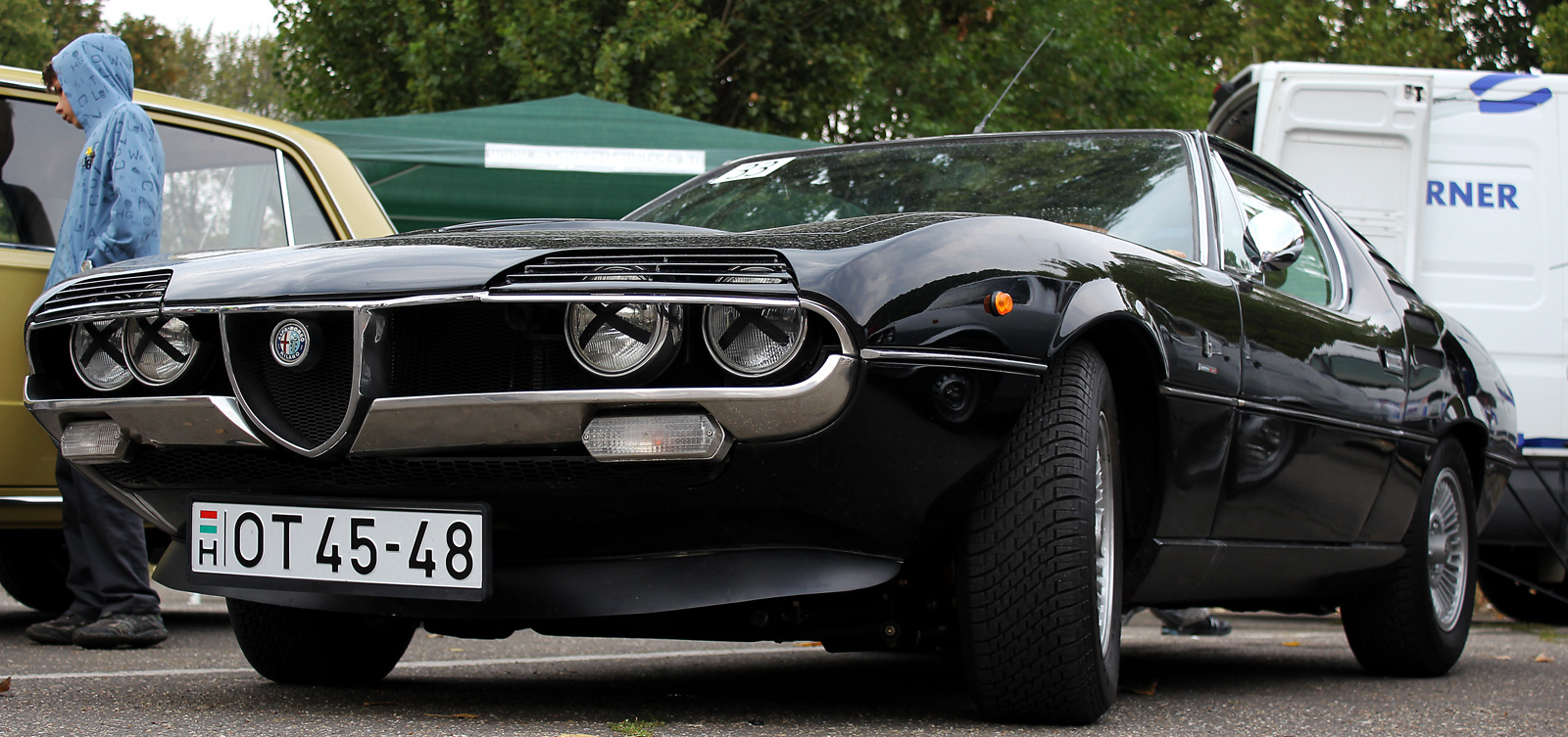 Alfa Romeo Montreal