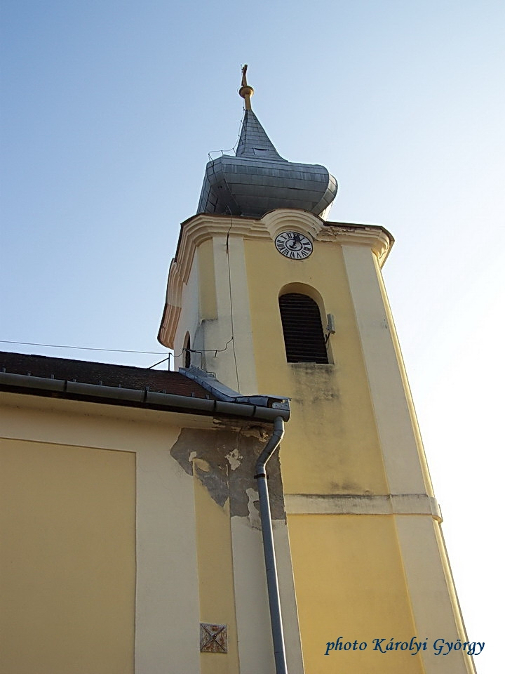 Kisterenye, a templomtorony oldalról