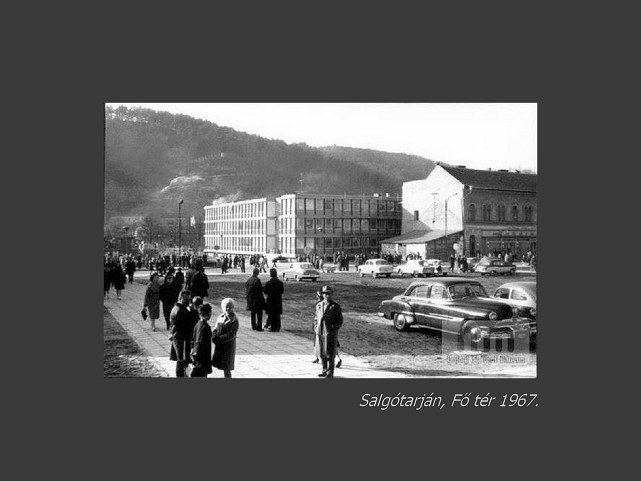 Salgótarján régen, Fő tér 1967.