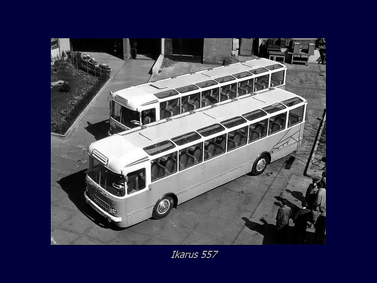 Magyar Busz, Ikarus 557 felülről